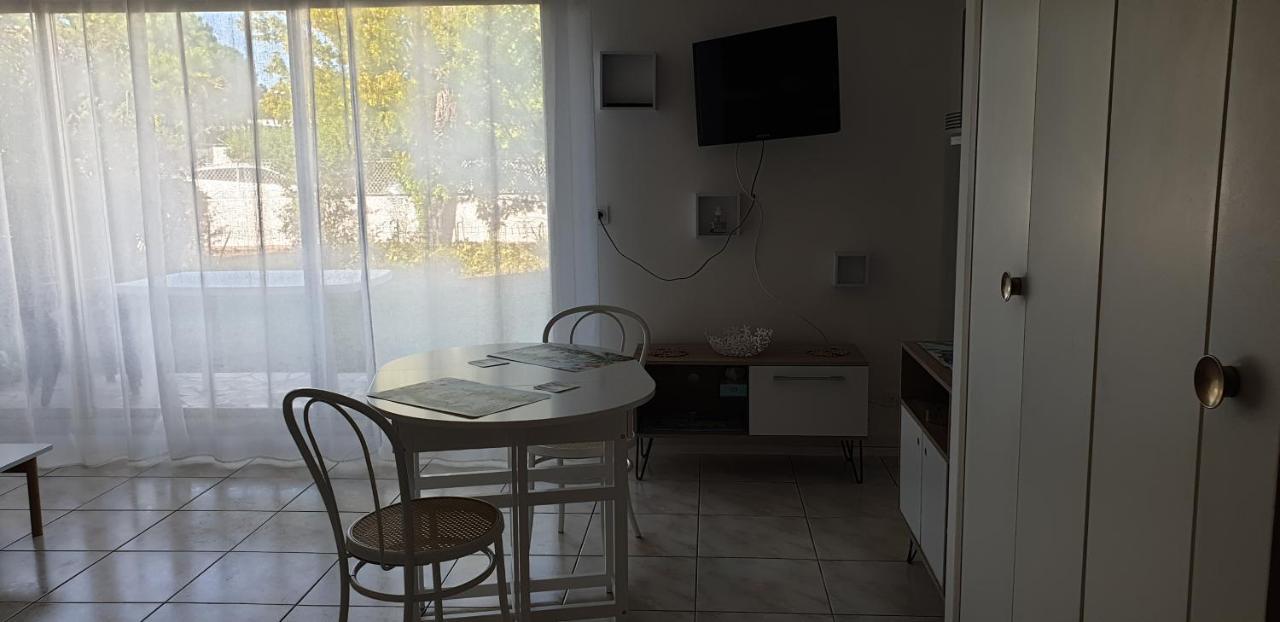 Appartement Studio proche école de voile et plage à Saint-Georges-de-Didonne Extérieur photo